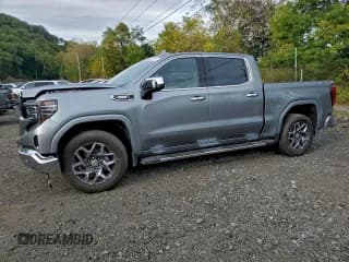 ✅ 2025 GMC Sierra 1500 SLT • VIN: 3GTUUDE83SG313487 • Lot: 95736585. Wystawiony na Copart z przebiegiem 8 916 mil. Bezpłatny archiwum sprzedaży aukcyjnych z USA i szczegółowy raport historii pojazdu na DreamBid. Zdjęcie 1.