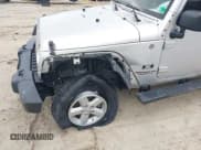 ✅ 2008 Jeep Wrangler Unlimited X • VIN: 1J4GA39148L526953 • Lot: 42924847. Wystawiony na IAAI z przebiegiem 155 722 mil. Bezpłatny archiwum sprzedaży aukcyjnych z USA i szczegółowy raport historii pojazdu na DreamBid. Zdjęcie 6.