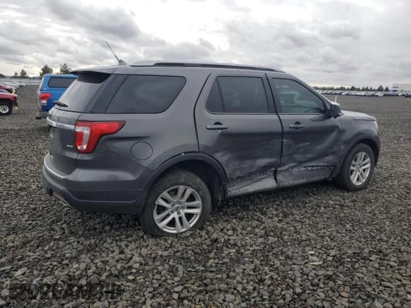 ✅ 2018 Ford Explorer XLT • VIN: 1FM5K8D88JGC42179 • Лот: 92743455. Опубликован ранее на Copart с пробегом 64 981 миль. Бесплатный доступ к архиву аукционных продаж из США и подробный отчёт об истории автомобиля на DreamBid. Изображение 3.