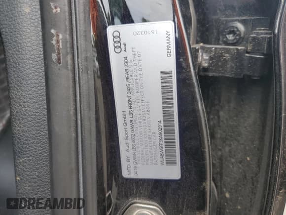 ✅ 2019 Audi RS 3 • VIN: WUABWGFF3KA902914 • Лот: 63384715. Опубликован ранее на Copart с пробегом Не указан. Бесплатный доступ к архиву аукционных продаж из США и подробный отчёт об истории автомобиля на DreamBid. Изображение 12.