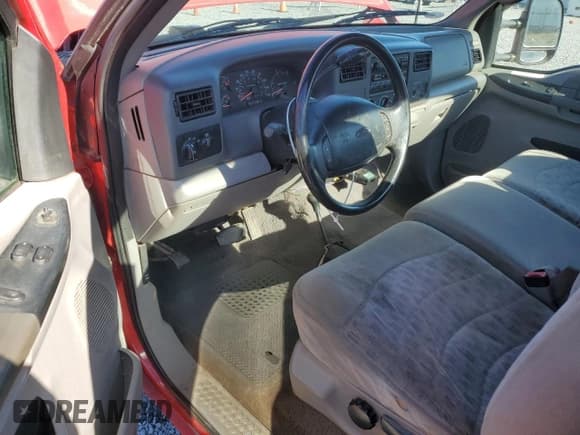 ✅ 2000 Ford F-250 XL • VIN: 1FTNF21F3YEB90135 • Lot: 83629824. Listed on Copart with 224,902 mi. Free auction sales archive from the USA and detailed vehicle history report at DreamBid. Image 8.