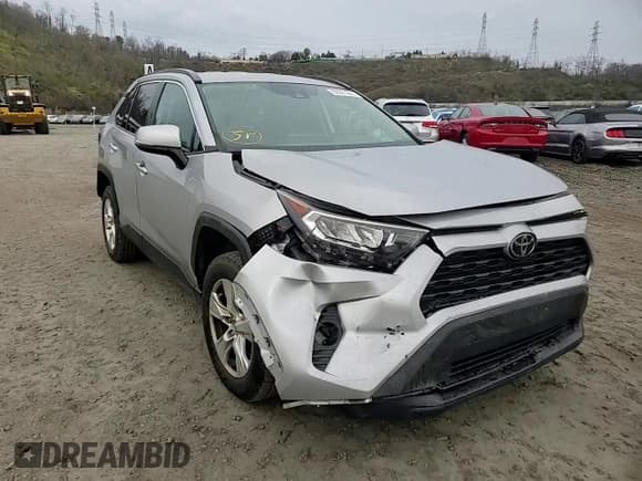 ✅ 2020 Toyota RAV4 XLE • VIN: 2T3P1RFV6LW102521 • Lot: 92921285. Listed on Copart with 41,784 mi. Free auction sales archive from the USA and detailed vehicle history report at DreamBid. Image 14.