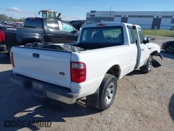 ✅ 2002 Ford Ranger XL • VIN: 1FTYR14D22PA65678 • Lot: 43549684. Listed on IAAI with 108,910 mi. Free auction sales archive from the USA and detailed vehicle history report at DreamBid. Image 4.