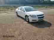 2009 Chevrolet Malibu 1LT z VIN 1G1ZH57B794265288, wystawiony jako Copart lot #67381684 z przebiegiem 261 417 mil mil oraz Szkoda całkowita • Salvage title. Historia ofert i sprzedaży dostępna na DreamBid. Obrazek 11.