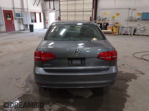 ✅ 2015 Volkswagen Jetta S • VIN: 3VW2K7AJ3FM317566 • Lot: 42990598. Listed on IAAI with 102,766 mi. Free auction sales archive from the USA and detailed vehicle history report at DreamBid. Image 16.