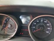 ✅ 2016 Hyundai Elantra SE • VIN: 5NPDH4AE3GH709594 • Lot: 56709415. Listed on Copart with 153,353 mi. Free auction sales archive from the USA and detailed vehicle history report at DreamBid. Image 9.