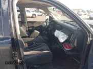 ✅ 2002 Dodge Dakota SLT • VIN: 1B7HL48N32S522887 • Lot: 43107391. Listed on IAAI with 149,561 mi. Free auction sales archive from the USA and detailed vehicle history report at DreamBid. Image 5.