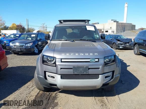 ✅ 2022 Land Rover Defender S • VIN: SALEJ7RX4N2097686 • Lot: 40668510. Listed on IAAI with 55,966 mi. Free auction sales archive from the USA and detailed vehicle history report at DreamBid. Image 12.