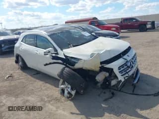 ✅ 2018 Mercedes-Benz GLA 250 • VIN: WDCTG4GB6JJ402411 • Лот: 43298308. Опубликован ранее на IAAI с пробегом 63 500 миль. Бесплатный доступ к архиву аукционных продаж из США и подробный отчёт об истории автомобиля на DreamBid. Изображение 1.