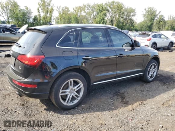 ✅ 2017 Audi Q5 Premium • VIN: WA1C2AFPXHA092820 • Lot: 70222425. Listed on Copart with 176,052 mi. Free auction sales archive from the USA and detailed vehicle history report at DreamBid. Image 3.