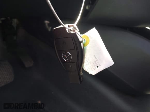 ✅ 2022 Mercedes-Benz Metris Cargo • VIN: W1YV0CEY5N3964570 • Lot: 42554300. Wystawiony na IAAI z przebiegiem 37 515 mil. Bezpłatny archiwum sprzedaży aukcyjnych z USA i szczegółowy raport historii pojazdu na DreamBid. Zdjęcie 11.