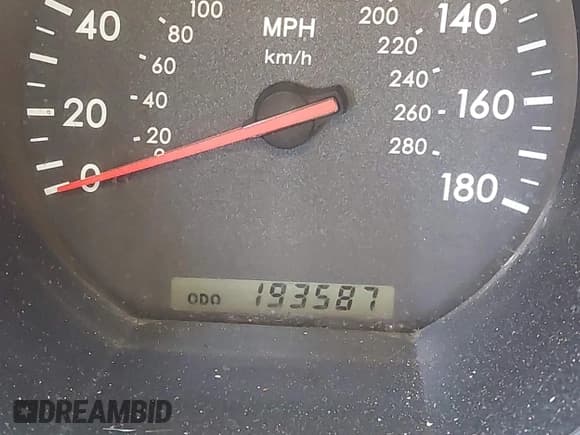 ✅ 2002 Lexus SC 430 • VIN: JTHFN48Y520021506 • Lot: 43888299. Listed on IAAI with 193,587 mi. Free auction sales archive from the USA and detailed vehicle history report at DreamBid. Image 15.