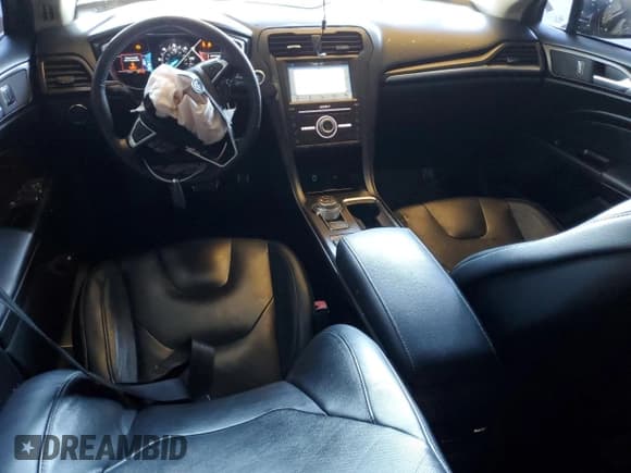 ✅ 2018 Ford Fusion Titanium • VIN: 3FA6P0RU2JR101379 • Lot: 87423645. Listed on Copart with Not provided. Free auction sales archive from the USA and detailed vehicle history report at DreamBid. Image 8.