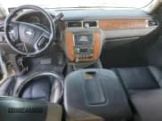 ✅ 2008 Chevrolet Silverado 2500HD LTZ • VIN: 1GCHK23698F149170 • Лот: 82709565. Опубликован ранее на Copart с пробегом 161 583 миль. Бесплатный доступ к архиву аукционных продаж из США и подробный отчёт об истории автомобиля на DreamBid. Изображение 8.