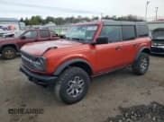 ✅ 2024 Ford Bronco Badlands • VIN: 1FMEE9BP3RLB26026 • Lot: 84723635. Wystawiony na Copart z przebiegiem 10 579 mil. Bezpłatny archiwum sprzedaży aukcyjnych z USA i szczegółowy raport historii pojazdu na DreamBid. Zdjęcie 1.