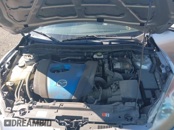 ✅ 2013 Mazda 3 i Grand Touring • VIN: JM1BL1M70D1835559 • Lot: 42227352. Wystawiony na IAAI z przebiegiem 208 394 mil. Bezpłatny archiwum sprzedaży aukcyjnych z USA i szczegółowy raport historii pojazdu na DreamBid. Zdjęcie 10.