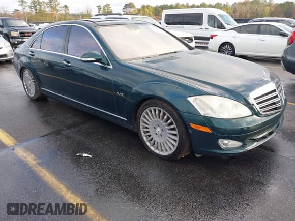 ✅ 2007 Mercedes-Benz S 600 • VIN: WDDNG76X87A082875 • Lot: 43806383. Wystawiony na IAAI z przebiegiem 118 264 mil. Bezpłatny archiwum sprzedaży aukcyjnych z USA i szczegółowy raport historii pojazdu na DreamBid. Zdjęcie 1.