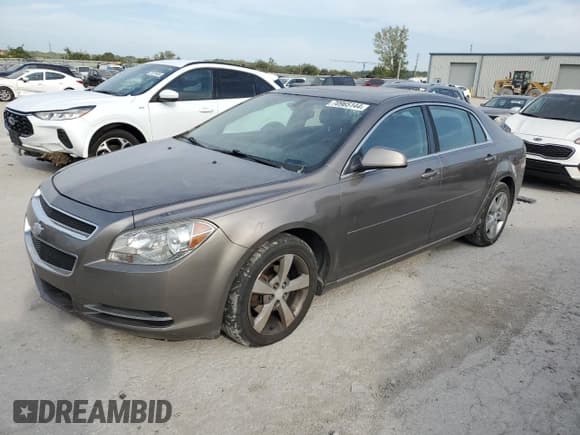 ✅ 2011 Chevrolet Malibu 1LT • VIN: 1G1ZC5E17BF351509 • Lot: 70965144. Wystawiony na Copart z przebiegiem 188 326 mil. Bezpłatny archiwum sprzedaży aukcyjnych z USA i szczegółowy raport historii pojazdu na DreamBid. Zdjęcie 1.