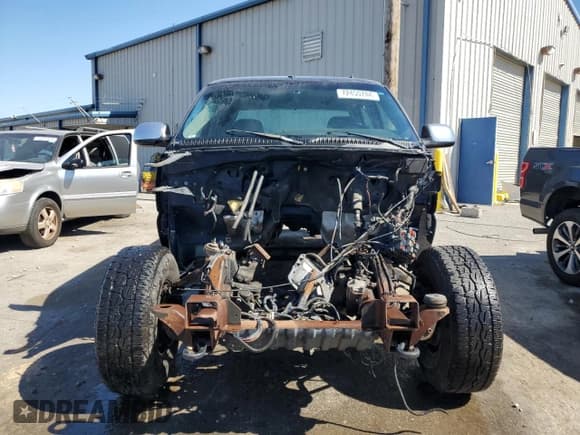 ✅ 2001 Chevrolet Silverado 2500HD LS • VIN: 1GCHK23U91F119073 • Lot: 72450744. Wystawiony na Copart z przebiegiem Nie podano. Bezpłatny archiwum sprzedaży aukcyjnych z USA i szczegółowy raport historii pojazdu na DreamBid. Zdjęcie 5.