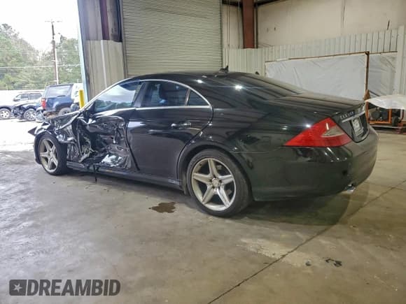 ✅ 2011 Mercedes-Benz CLS 550 • VIN: WDDDJ7CB2BA171324 • Lot: 94447725. Wystawiony na Copart z przebiegiem 116 485 mil. Bezpłatny archiwum sprzedaży aukcyjnych z USA i szczegółowy raport historii pojazdu na DreamBid. Zdjęcie 2.