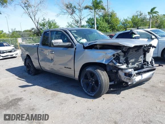 ✅ 2021 Ram 1500 Big Horn • VIN: 1C6RREBG3MN834462 • Lot: 43667076. Listed on IAAI with 10,417 mi. Free auction sales archive from the USA and detailed vehicle history report at DreamBid. Image 18.