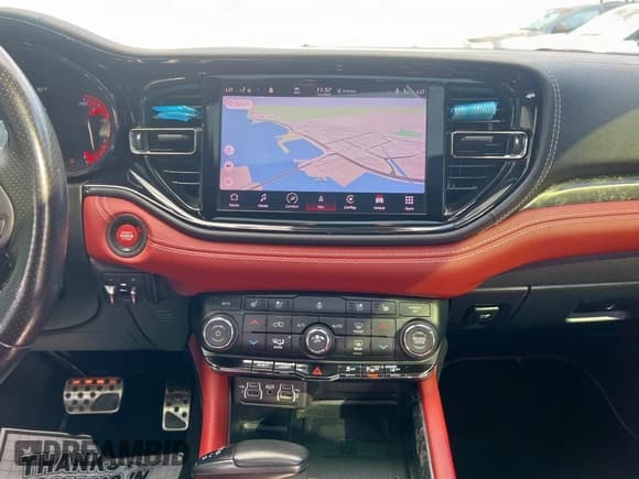 ✅ 2021 Dodge Durango SRT Hellcat • VIN: 1C4SDJH97MC740817 • Лот: 86167725. Опубликован ранее на Copart с пробегом 57 427 миль. Бесплатный доступ к архиву аукционных продаж из США и подробный отчёт об истории автомобиля на DreamBid. Изображение 12.