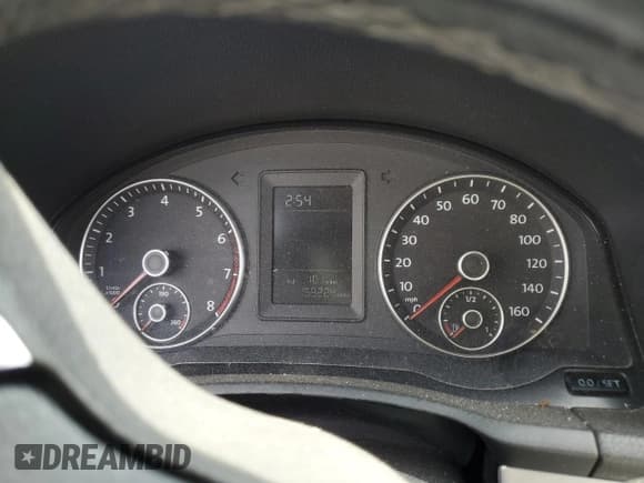 ✅ 2010 Volkswagen Jetta Limited Edition • VIN: 3VWAX7AJ1AM105397 • Lot: 53749085. Wystawiony na Copart z przebiegiem 159 224 mil. Bezpłatny archiwum sprzedaży aukcyjnych z USA i szczegółowy raport historii pojazdu na DreamBid. Zdjęcie 9.