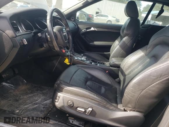 ✅ 2013 Audi S5 Premium Plus • VIN: WAUCGAFH6DN005589 • Лот: 54307705. Опубликован ранее на Copart с пробегом 68 305 миль. Бесплатный доступ к архиву аукционных продаж из США и подробный отчёт об истории автомобиля на DreamBid. Изображение 7.