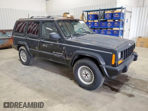 ✅ 1999 Jeep Cherokee Limited • VIN: 1J4FF78S1XL591580 • Lot: 92581565. Listed on Copart with 173,128 mi. Free auction sales archive from the USA and detailed vehicle history report at DreamBid. Image 4.