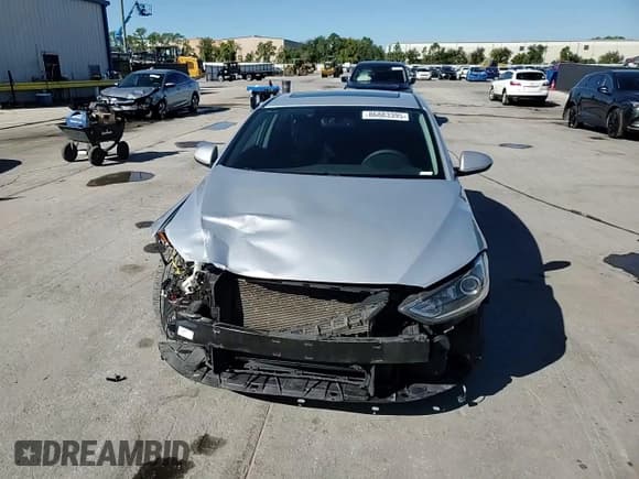 ✅ 2018 Hyundai Elantra Limited • VIN: 5NPD84LF4JH389800 • Lot: 86883395. Listed on Copart with 108,071 mi. Free auction sales archive from the USA and detailed vehicle history report at DreamBid. Image 14.
