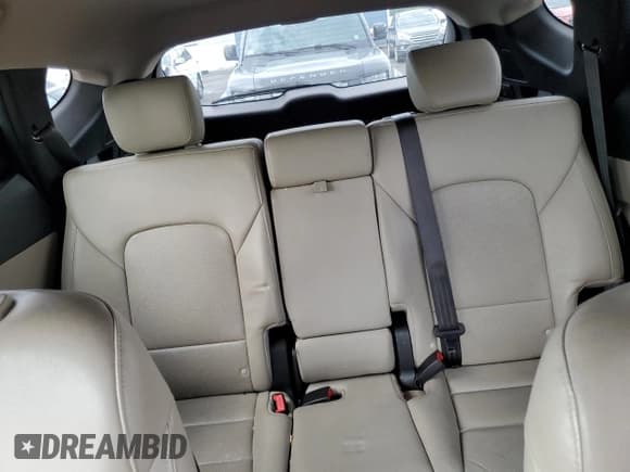 ✅ 2017 Hyundai Santa Fe 2.0T • VIN: 5XYZUDLA3HG465269 • Lot: 83999925. Listed on Copart with 96,004 mi. Free auction sales archive from the USA and detailed vehicle history report at DreamBid. Image 10.