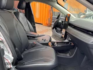 ✅ 2021 Ford Mustang Mach-E Premium • VIN: 3FMTK3SU0MMA43521 • Lot: 92237345. Listed on Copart with 1,660 mi. Free auction sales archive from the USA and detailed vehicle history report at DreamBid. Image 5.