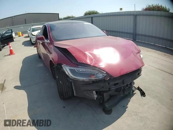 ✅ 2017 Tesla Model S 100D • VIN: 5YJSA1E25HF219264 • Лот: 81266155. Опубликован ранее на Copart с пробегом Не указан. Бесплатный доступ к архиву аукционных продаж из США и подробный отчёт об истории автомобиля на DreamBid. Изображение 14.