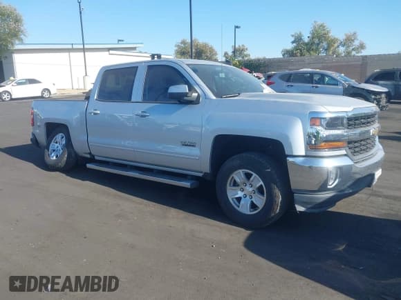 ✅ 2018 Chevrolet Silverado 1500 LT • VIN: 3GCPCREH2JG345066 • Лот: 42843232. Опубликован ранее на IAAI с пробегом 97 138 миль. Бесплатный доступ к архиву аукционных продаж из США и подробный отчёт об истории автомобиля на DreamBid. Изображение 1.