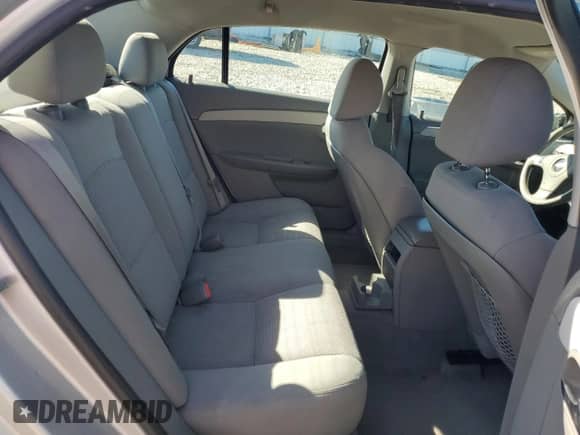 2010 Chevrolet Malibu 1FL z VIN 1G1ZA5EB5AF289458, wystawiony jako Copart lot #72512624 z przebiegiem 172 673 mil mil oraz Nie do naprawy • Non repairable. Historia ofert i sprzedaży dostępna na DreamBid. Obrazek 10.