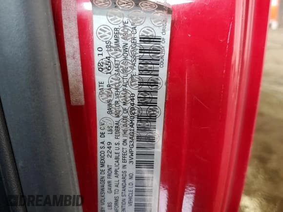 ✅ 2010 Volkswagen Beetle • VIN: 3VWPG3AG1AM020440 • Lot: 63515365. Wystawiony na Copart z przebiegiem 116 612 mil. Bezpłatny archiwum sprzedaży aukcyjnych z USA i szczegółowy raport historii pojazdu na DreamBid. Zdjęcie 12.