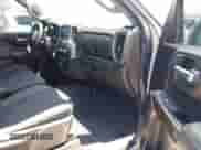 2022 Chevrolet Silverado 1500 LT z VIN 1GCPWCED6NZ192554, wystawiony jako IAAI lot #42653072 z przebiegiem 76 224 mil mil oraz . Historia ofert i sprzedaży dostępna na DreamBid. Obrazek 5.