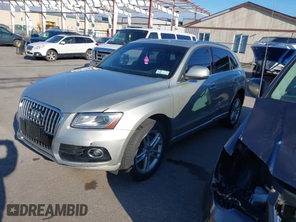 ✅ 2013 Audi Q5 Premium Plus • VIN: WA1LFAFP2DA060667 • Lot: 43741943. Wystawiony na IAAI z przebiegiem 204 016 mil. Bezpłatny archiwum sprzedaży aukcyjnych z USA i szczegółowy raport historii pojazdu na DreamBid. Zdjęcie 2.