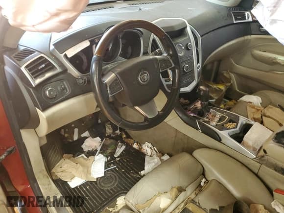 ✅ 2011 Cadillac SRX Premium Collection • VIN: 3GYFNCEY2BS578425 • Lot: 70640675. Wystawiony na Copart z przebiegiem Nie podano. Bezpłatny archiwum sprzedaży aukcyjnych z USA i szczegółowy raport historii pojazdu na DreamBid. Zdjęcie 8.