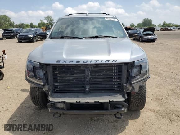 ✅ 2020 Ford Expedition Limited • VIN: 1FMJU2AT7LEA63547 • Lot: 66021115. Listed on Copart with 86,975 mi. Free auction sales archive from the USA and detailed vehicle history report at DreamBid. Image 5.