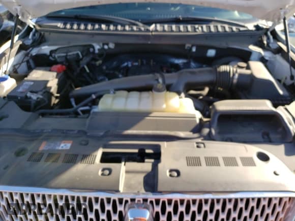 ✅ 2021 Lincoln Navigator Reserve • VIN: 5LMJJ3LT6MEL00670 • Lot: 37764053. Wystawiony na Copart z przebiegiem 18 324 mil. Bezpłatny archiwum sprzedaży aukcyjnych z USA i szczegółowy raport historii pojazdu na DreamBid. Zdjęcie 11.