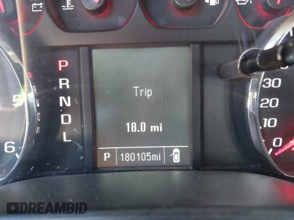 ✅ 2017 Chevrolet Silverado 1500 Work Truck • VIN: 1GCVKNEH3HZ148341 • Lot: 43628887. Wystawiony na IAAI z przebiegiem 180 105 mil. Bezpłatny archiwum sprzedaży aukcyjnych z USA i szczegółowy raport historii pojazdu na DreamBid. Zdjęcie 15.