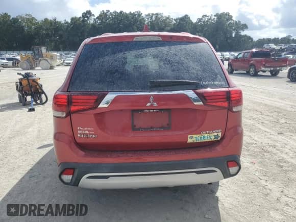 2019 Mitsubishi Outlander ES z VIN JA4AD2A3XKZ047817, wystawiony jako Copart lot #82360555 z przebiegiem 75 498 mil mil oraz Szkoda całkowita • Salvage title. Historia ofert i sprzedaży dostępna na DreamBid. Obrazek 6.