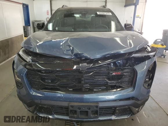 ✅ 2025 Chevrolet Equinox AWD RS • VIN: 3GNAXTEG3SL306095 • Lot: 63267375. Wystawiony na Copart z przebiegiem 1 932 mil. Bezpłatny archiwum sprzedaży aukcyjnych z USA i szczegółowy raport historii pojazdu na DreamBid. Zdjęcie 5.