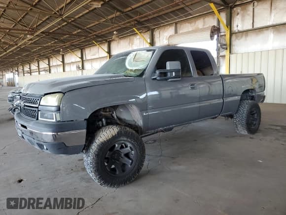 ✅ 2004 Chevrolet Silverado 1500 Z71 • VIN: 1GCEK19T14E302215 • Lot: 70474714. Wystawiony na Copart z przebiegiem Nie podano. Bezpłatny archiwum sprzedaży aukcyjnych z USA i szczegółowy raport historii pojazdu na DreamBid. Zdjęcie 1.