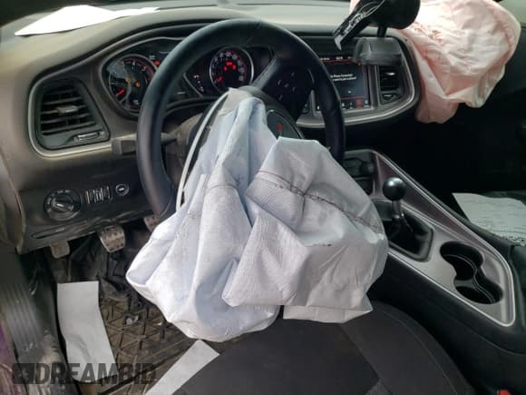 ✅ 2021 Dodge Challenger R/T Scat Pack • VIN: 2C3CDZFJ7MH661083 • Lot: 53335944. Wystawiony na Copart z przebiegiem 11 616 mil. Bezpłatny archiwum sprzedaży aukcyjnych z USA i szczegółowy raport historii pojazdu na DreamBid. Zdjęcie 8.