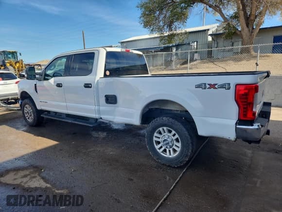 ✅ 2019 Ford F-250 XL • VIN: 1FT7W2BT8KEG46893 • Lot: 92047245. Listed on Copart with 161,180 mi. Free auction sales archive from the USA and detailed vehicle history report at DreamBid. Image 2.