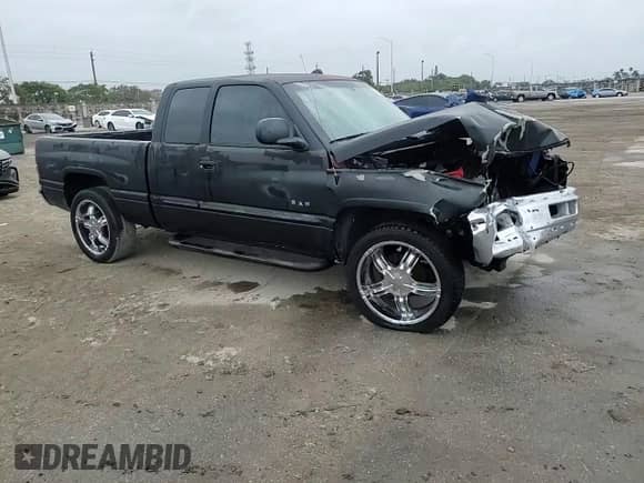 2001 Dodge 1500 с VIN 3B7HC13Y71G785485, выставлен на аукционе Copart как лот 88450535 с пробегом 276 525 миль миль и Списание • Salvage title. История ставок и продаж доступна на DreamBid. Изображение 10.