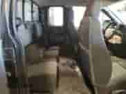 2008 Chevrolet Colorado 2LT z VIN 1GCDT49E188183873, wystawiony jako Copart lot #54314755 z przebiegiem 104 757 mil mil oraz Szkoda całkowita • Salvage title. Historia ofert i sprzedaży dostępna na DreamBid. Obrazek 10.