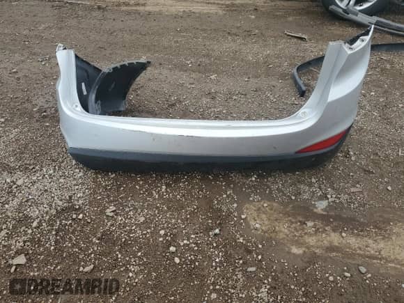 2011 Hyundai Tucson GLS z VIN KM8JU3AC7BU284852, wystawiony jako Copart lot #69496824 z przebiegiem 155 411 mil mil oraz Szkoda całkowita • Salvage title. Historia ofert i sprzedaży dostępna na DreamBid. Obrazek 14.